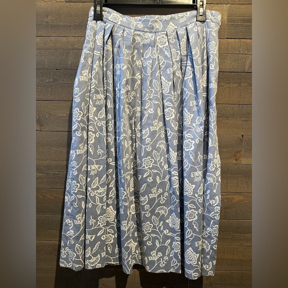 Vintage handmade tea length midi skirt. Denim blue and floral color way a-line - Picture 1 of 5
